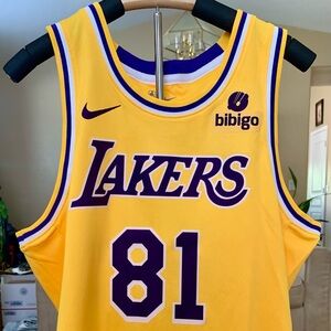 Nike Lakers South Korean singer Kim Chaewon #81 Swingman Jersey "Bibigo" Patch
